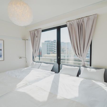 Blossom Coat Sakuragawa Lejlighedshotel Osaka Eksteriør billede