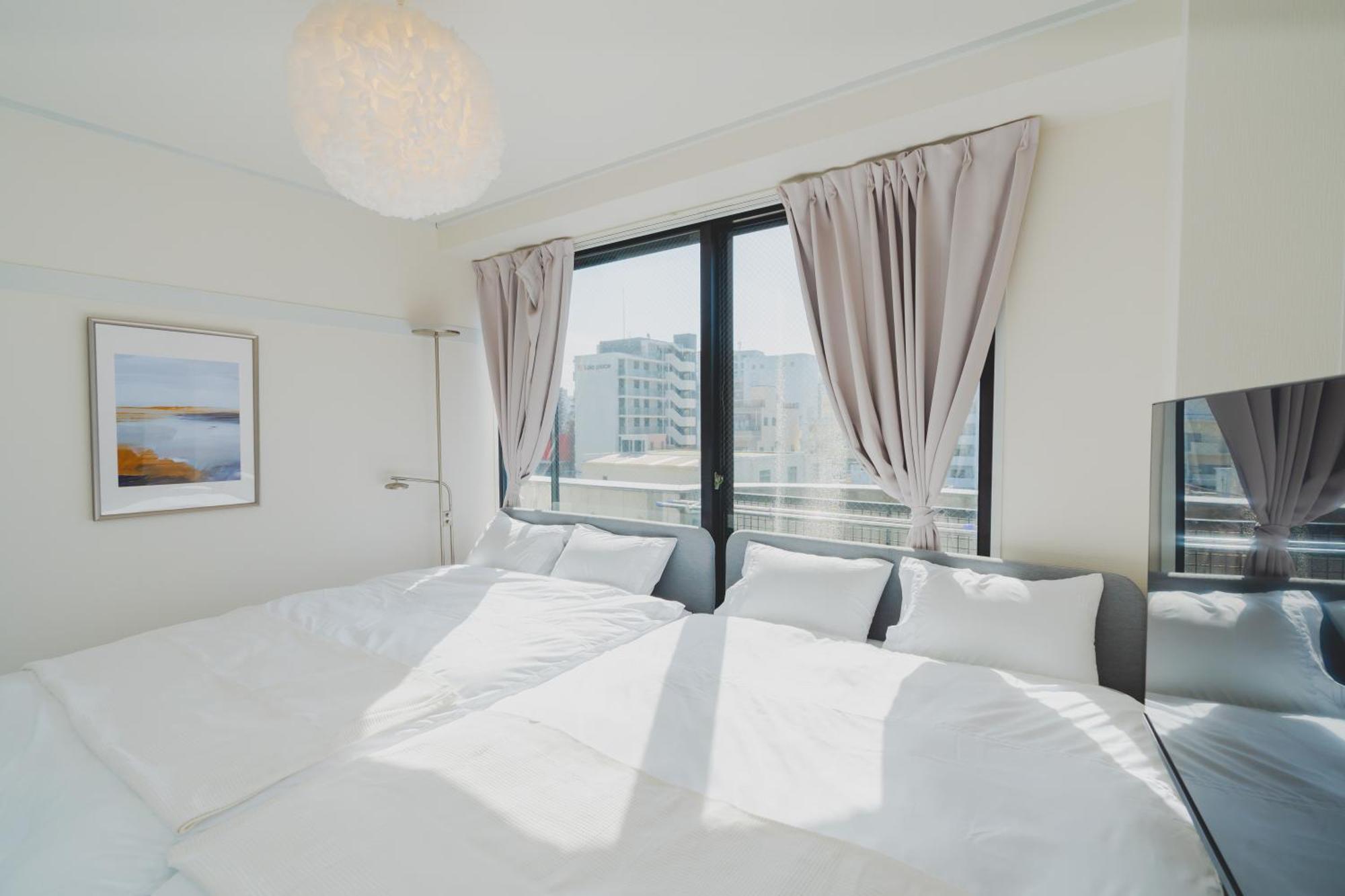 Blossom Coat Sakuragawa Lejlighedshotel Osaka Eksteriør billede