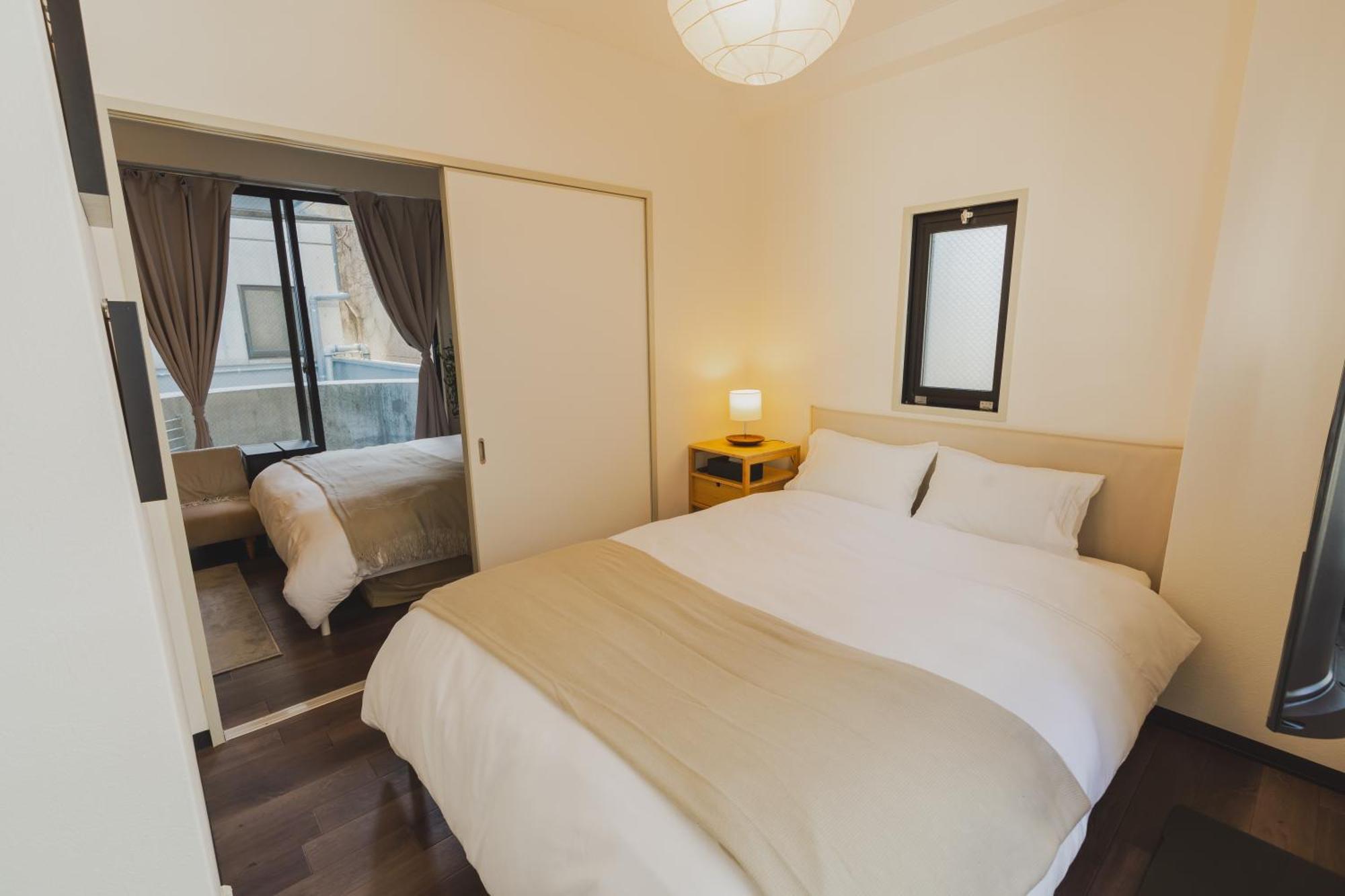 Blossom Coat Sakuragawa Lejlighedshotel Osaka Eksteriør billede